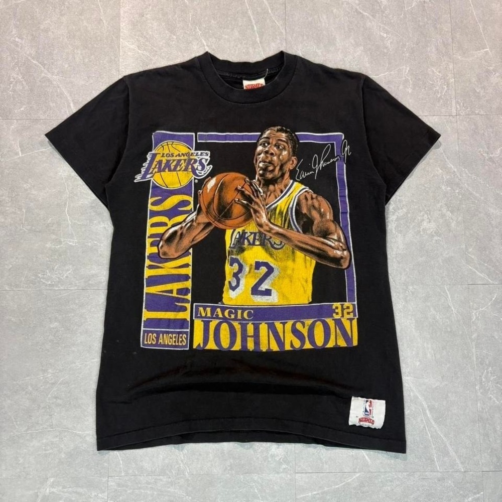 Magic Johnson Lakers basketball tee #90s‎ #Lakers